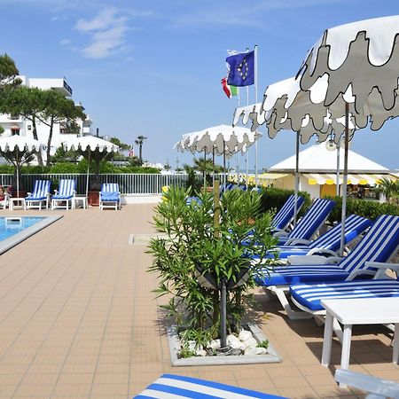 Hotel Plaza Esplanade Lido di Jesolo Exterior foto