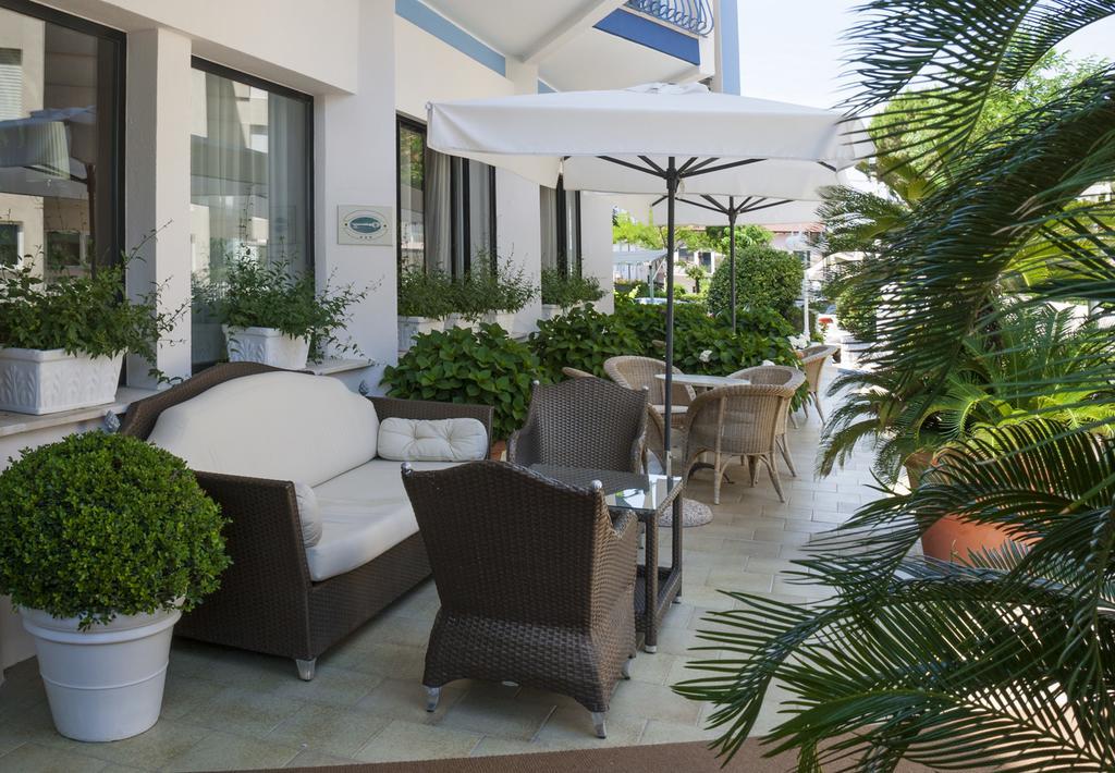 Hotel Plaza Esplanade Lido di Jesolo Exterior foto