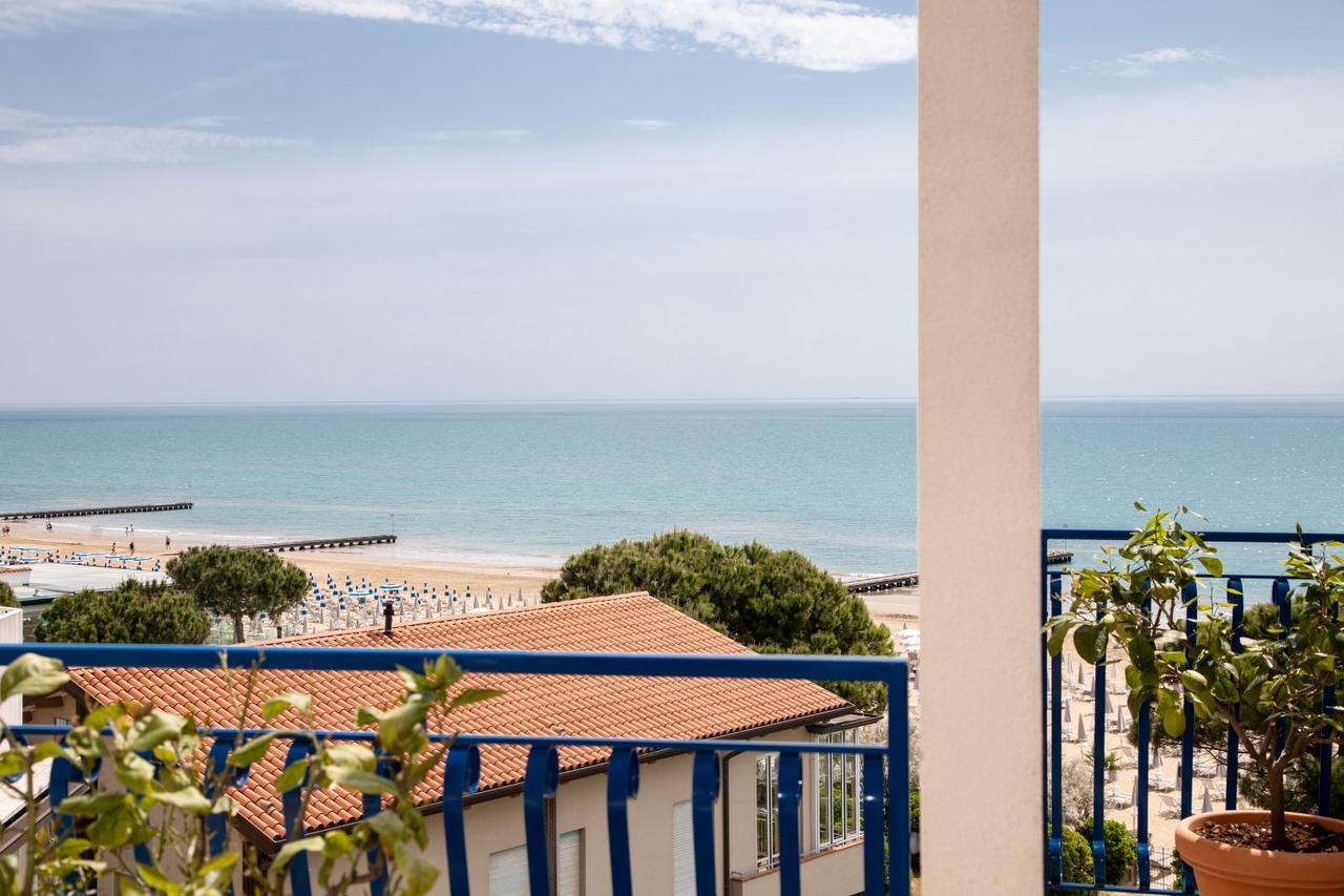Hotel Plaza Esplanade Lido di Jesolo Exterior foto